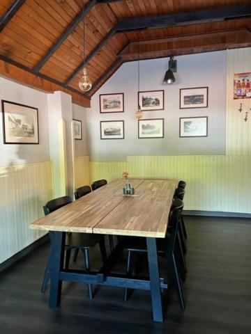 Penzion & Restaurace U Vily Sezimovo Usti Exterior foto